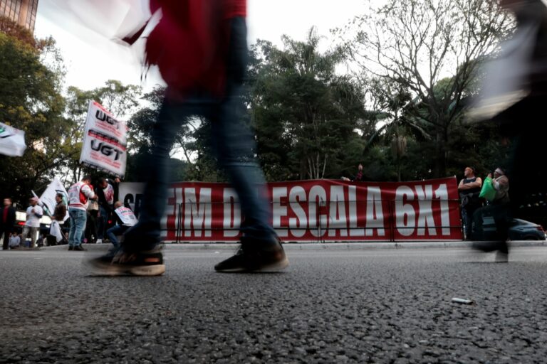 pl-assume-papel-de-vilao-contra-fim-da-6×1-para-desviar-foco-do-escandalo-flavio-vorcaro