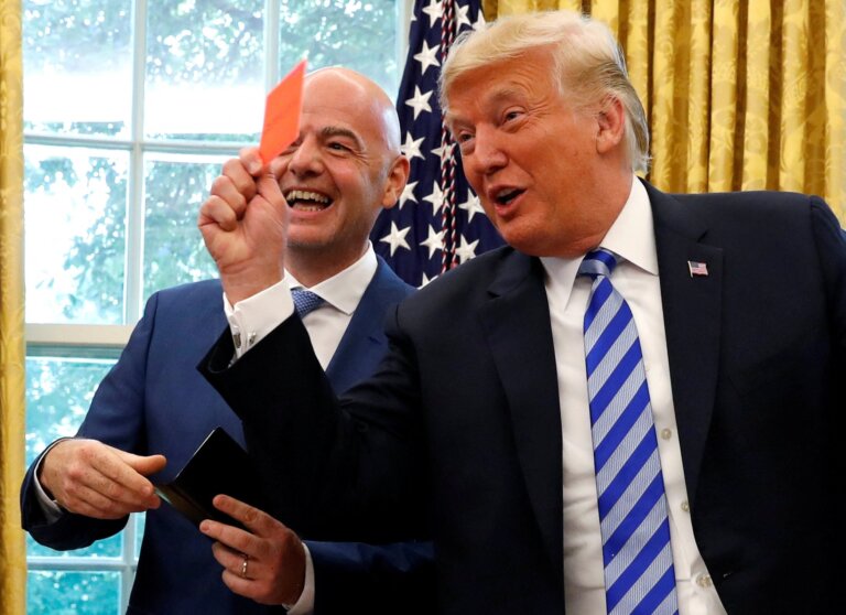 ong-leva-infantino-ao-coi-por-apoio-politico-a-trump-e-pede-investigacao