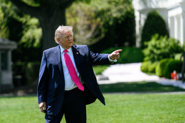 governo-trump-confirma-tarifaco-de-25%-contra-o-brasil