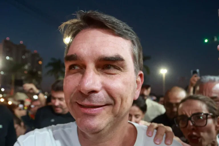 justica-rejeita-pedido-de-flavio-bolsonaro-por-indenizacao-de-r$-61-mil-contra-perfil