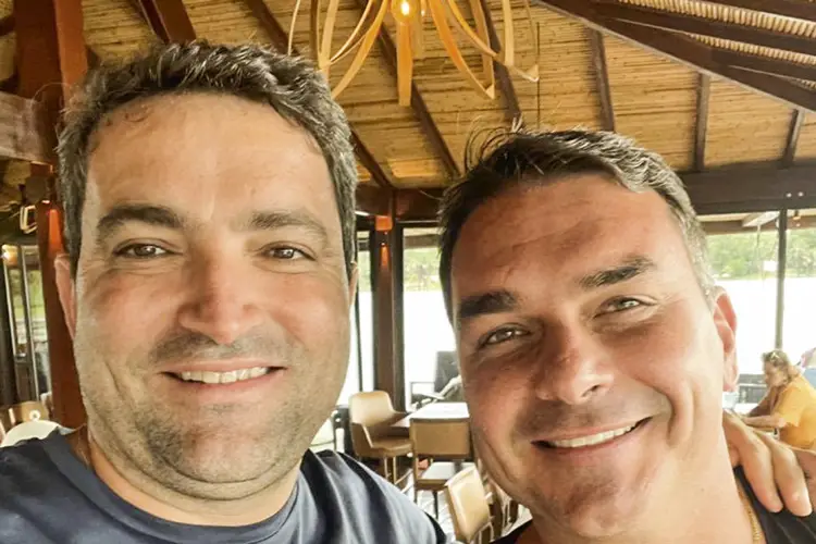 justica-bloqueia-r$-20,9-milhoes-da-riopag,-empresa-ligada-a-amigo-de-flavio-bolsonaro