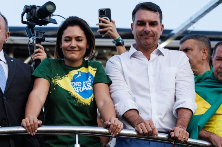 pl-testa-flavio-bolsonaro-apos-tregua-com-michelle,-mas-especialista-nao-ve-otimismo