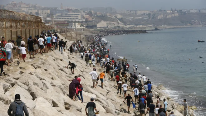 em-ceuta,-pedro-sanchez-e-atacado-por-eua,-israel-e-extrema-direita-europeia-por-crise-migratoria