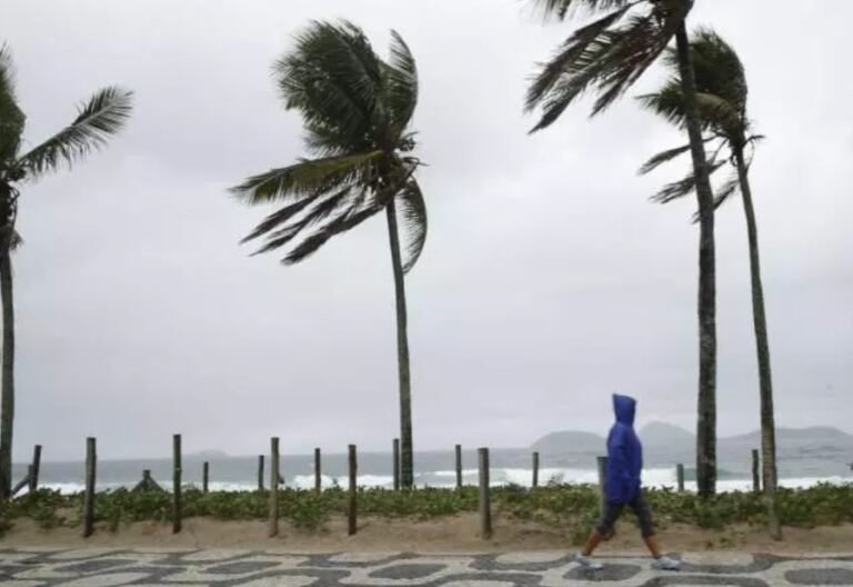 rio-entra-em-estagio-2-com-previsao-de-ventos-acima-de-76-km/h