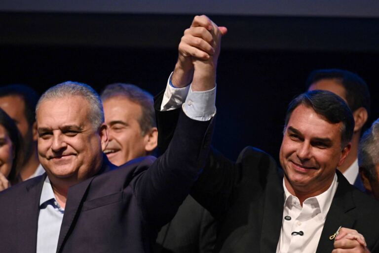 campanha-de-flavio-bolsonaro-mantem-alfredo-gaspar-como-vice-apos-polemicas