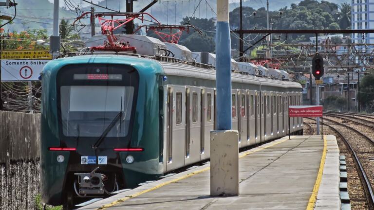 transportes-antecipam-horario-de-pico-no-rio-diante-de-previsao-de-ventos-acima-de-90-km/h